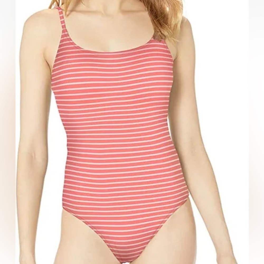 AMAZON ESSENTIALS coral & cream stripe classic modest one piece swimsuit NWT